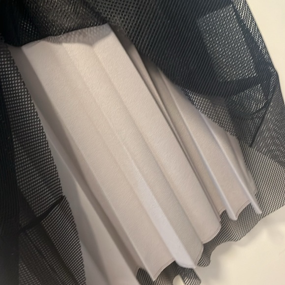 COMME DES GARÇONS JUNYA WATANABE Mesh Pleat Abstract Dress Size Medium - Picture 4 of 8